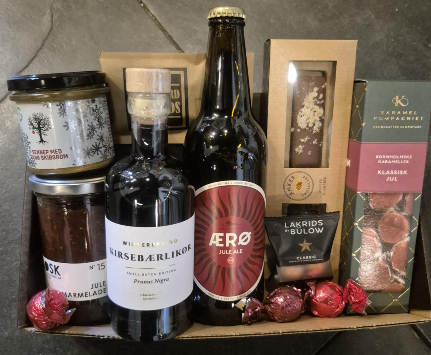 Gavekurv - Julekurv KR. 500;