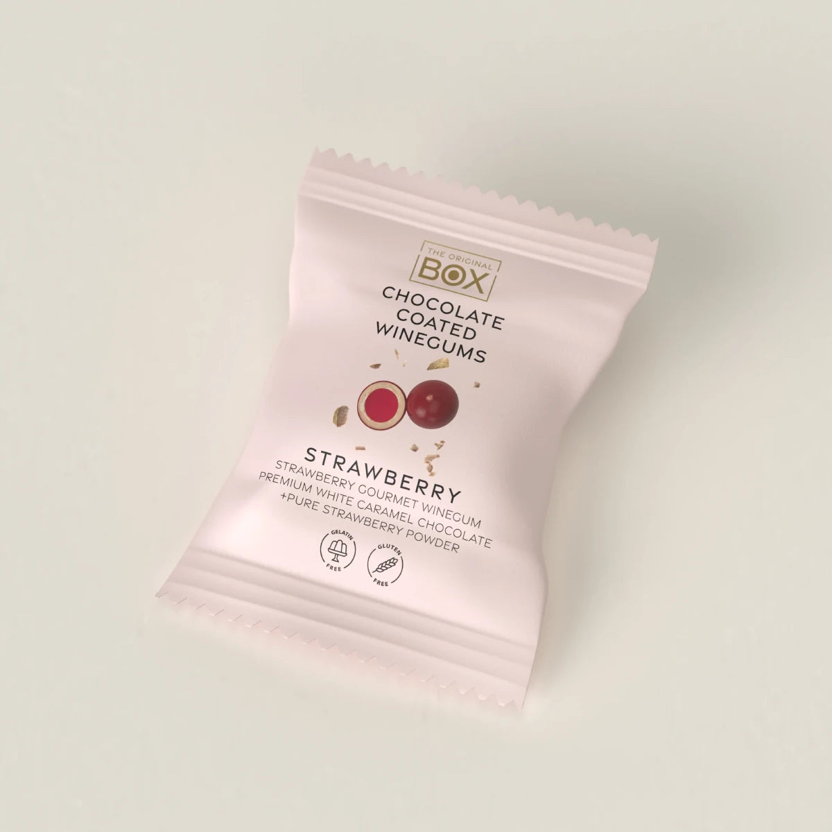 Box The Original Two Pack Strawberry 13 g – gelatinefri jordbærvingummi i hvid karamelchokolade med frugtpulver