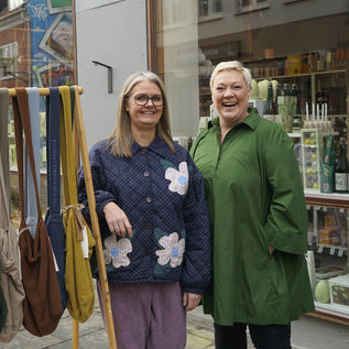 Her ses Heidi, ejer af SMAGdansk, og Jane, som du ligeledes finder i butikken i Vissingsgade i Vejle