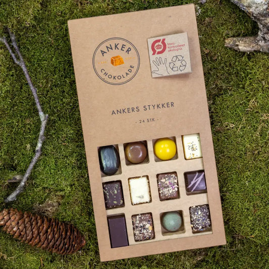 Ankers Stykker ØKO æske – udvalgte økologiske chokoladestykker fra Anker Chokolade