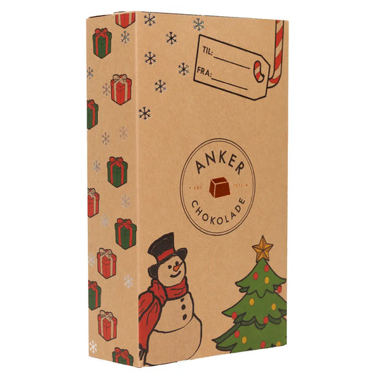 Anker Chokolade Julekalender Barn med 24 låger, børnevenligt juledesign med snemand, juletræ, gaver og til/fra-felt