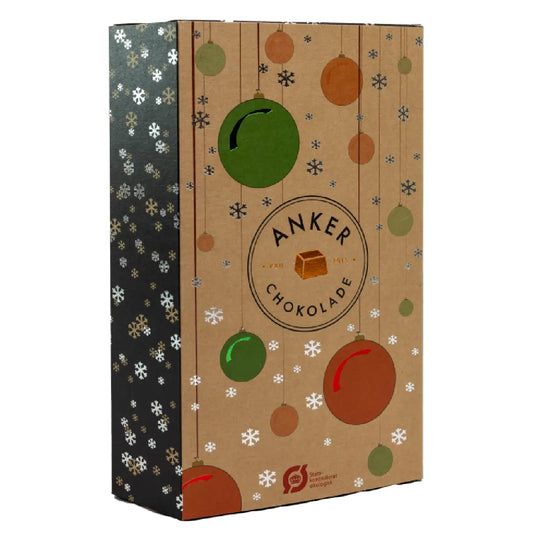 Anker Chokolade økologisk julekalender med 24 låger, elegant juledesign med julekugler, snefnug og chokoladeoverraskelser til december