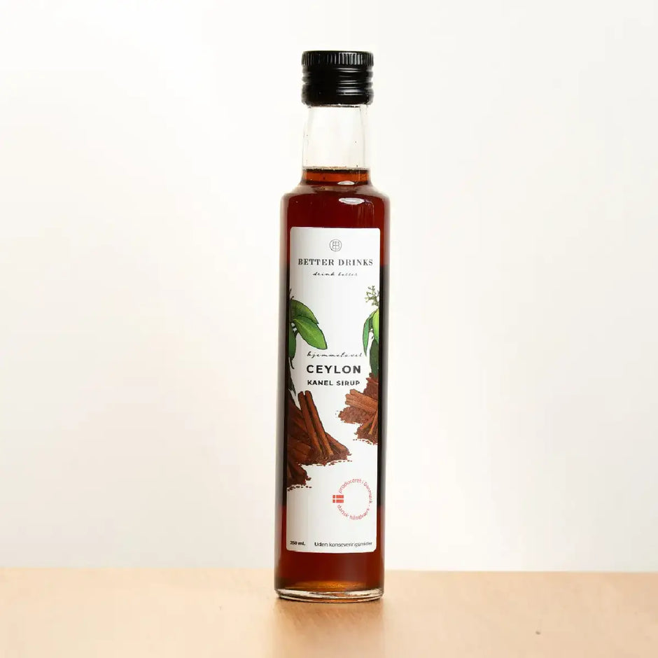 Better Drinks Ceylon Kanel Sirup 25 cl – cocktailsirup med varm, aromatisk Ceylon-kanel til drinks og mocktails samt som smagsgiver i kaffe, chai og desserter