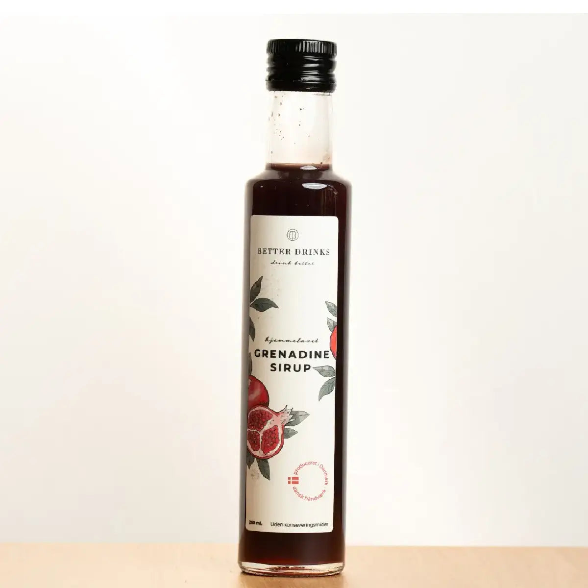 Better Drinks Grenadine Sirup 25 cl – klassisk grenadine cocktailsirup med granatæble-noter til drinks og mocktails, flaske med pant A