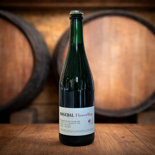 Bøgedal Flowerhop No 838 Økologisk 75 cl (5,5%) – økologisk pale ale med frisk humlearoma, let maltfylde og ren finish