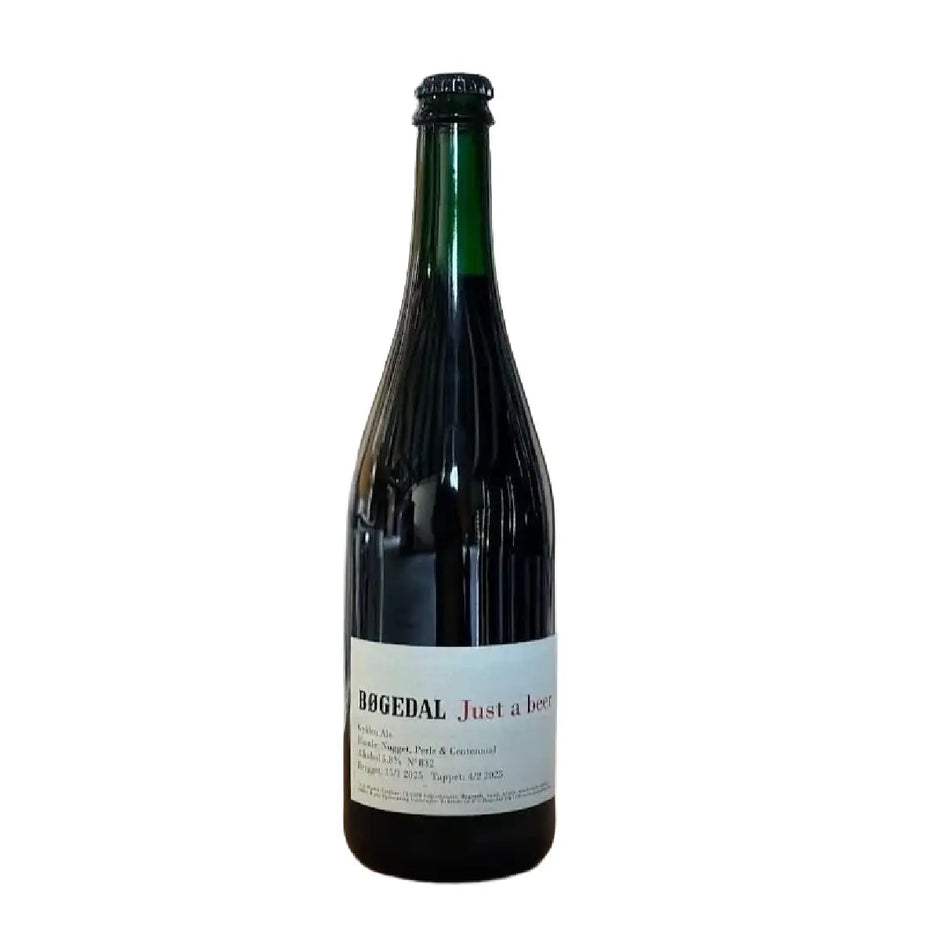 Bøgedal Just a Beer 75 cl, fyldig maltøl med noter af rugbrød, ristet malt, sød lakrids, karamel, kaffe og let bitterhed