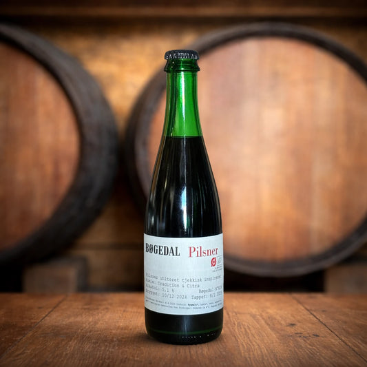 Bøgedal Pilsner Økologisk No 828ø 36,5 cl (5,1%) – økologisk pilsner med sprød maltbund, frisk humle og tør finish