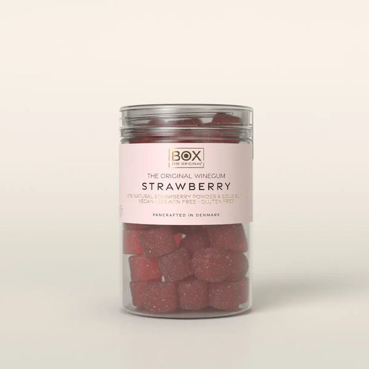 Box The Original Just The Winegum Strawberry Tube 170 g med vegansk og gelatinefri jordbær-vingummi, sur sukkermix og frysetørret jordbærpulver