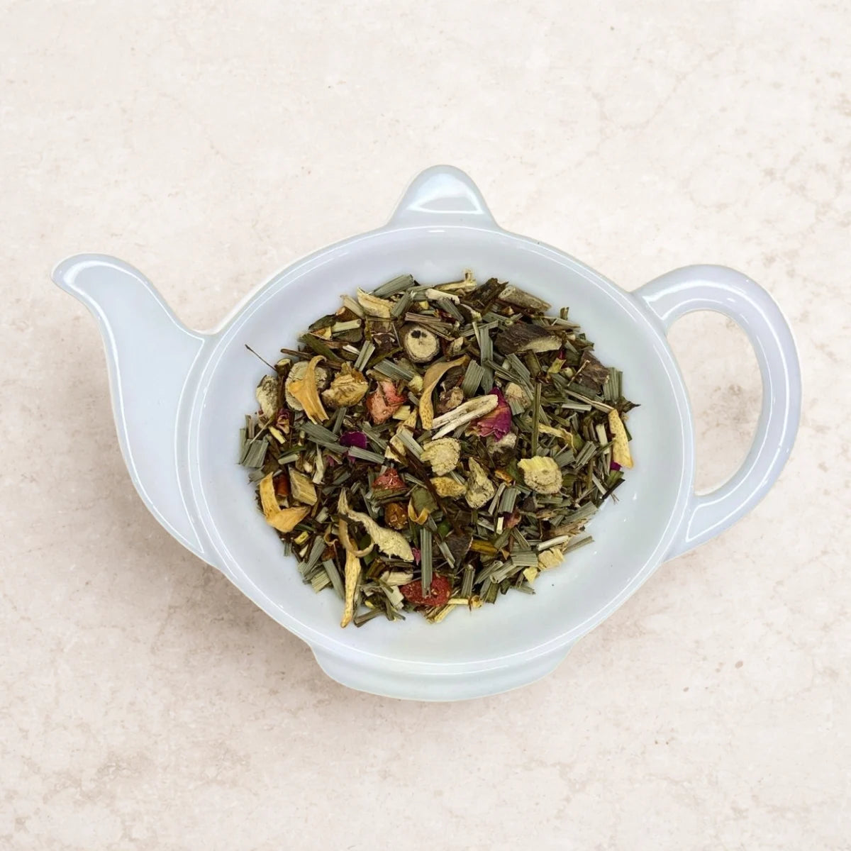 Carstensens Tehandel Hole In One® - Den originale (100 g) – koffeinfri rooibos te i løs vægt med grøn honeybush, grøn rooibos, lemongræs, orange, hyldeblomst, jordbær og kiwi, velegnet til både varm te og iste