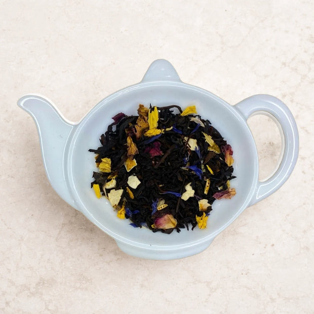 Carstensens Tehandel Sønderjysk Te (100 g) – løs sort te med orange og vanilje samt rosenblade og kornblomst, populær aromate til eftermiddags- og aftente hos SMAGdansk