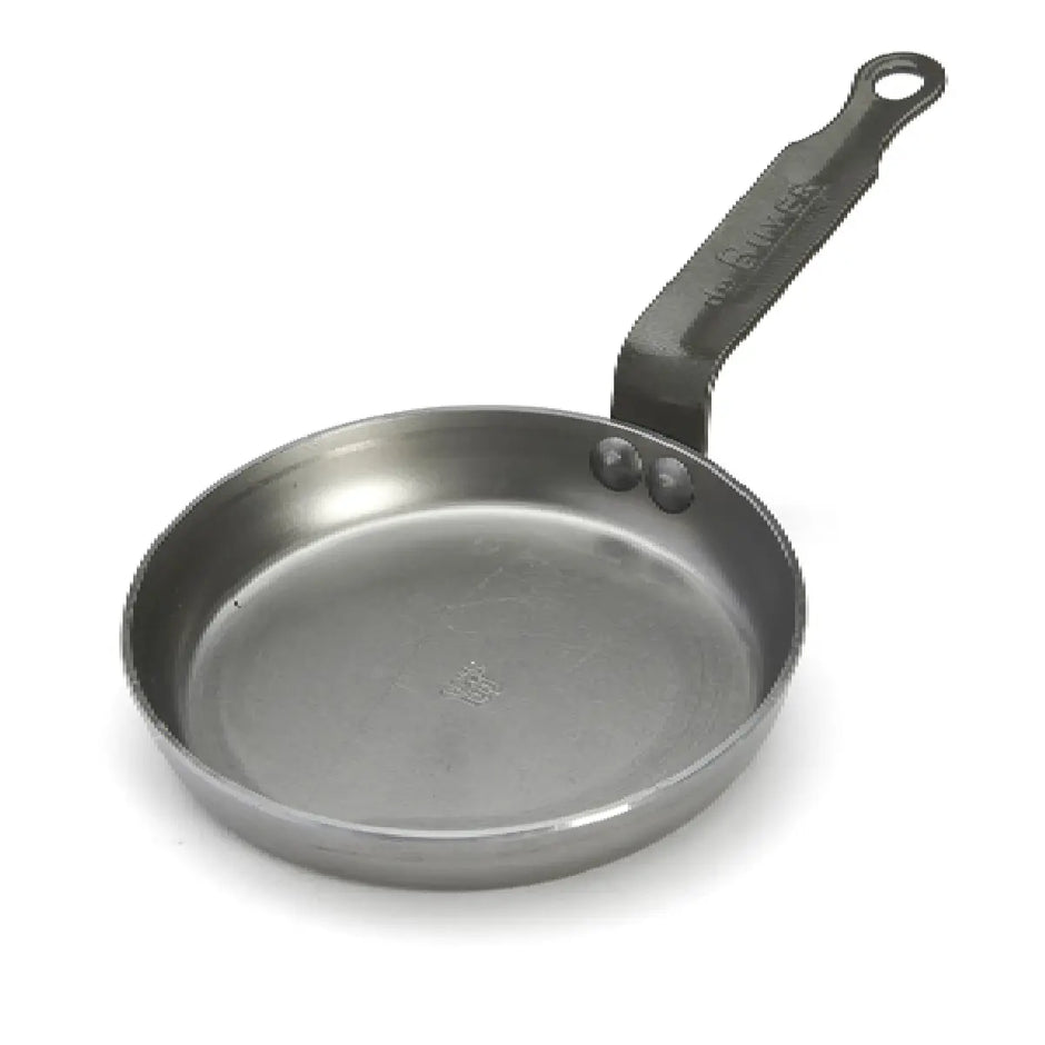 de Buyer Mineral B blinispande i kulstofstål Ø14 cm med bivoksfinish, fast håndtag og induktionsbund til blinis, små pandekager og høj varme