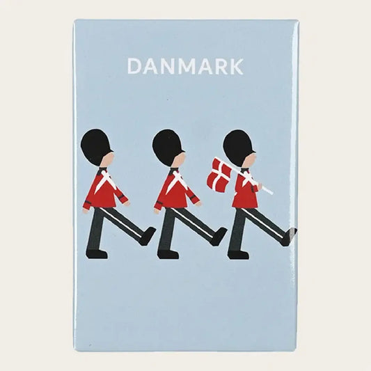 Det Gamle Apotek magnet i tin, dekorativ lille magnet til køleskab eller opslagstavle, 8,0 x 5,4 cm