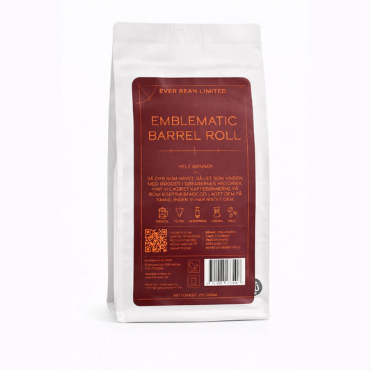 EverBean Emblematic Barrel Roll kaffebønner 250 g – romfadlagrede colombianske Arabica-bønner (Caturra) fra Caldas, 2000 moh., naturlig forarbejdning og lagring på egetræs romfade med smagsnoter af rom, mørk chokolade, rosiner, kanel og vanilje, specialkaffe til filter, stempel, AeroPress og Chemex