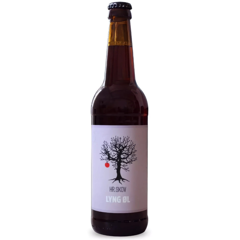 Flaske med Hr. Skov Lyng øl – dansk øl brygget med byg- og hvedemalt, humle, gær og lyng, 50 cl og 5,2% alkohol, aromatisk øl til mad og hygge