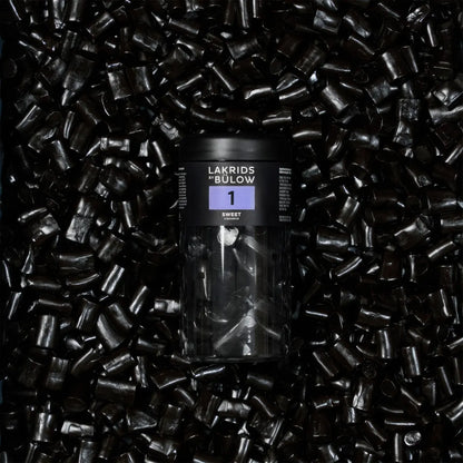 Præsentationsfoto af Lakrids by Bülow 1 - Sweet – bløde, søde lakridsstykker med klassisk lakridssmag og naturlig anis, premiumlakrids (360 g)
