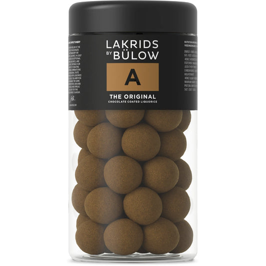 Lakrids by Bülow A - The Original Regular 270 g – bøtte med sød gourmetlakrids drageret i premium mælkechokolade og rullet i lakridspulver, klassisk smagsprofil.