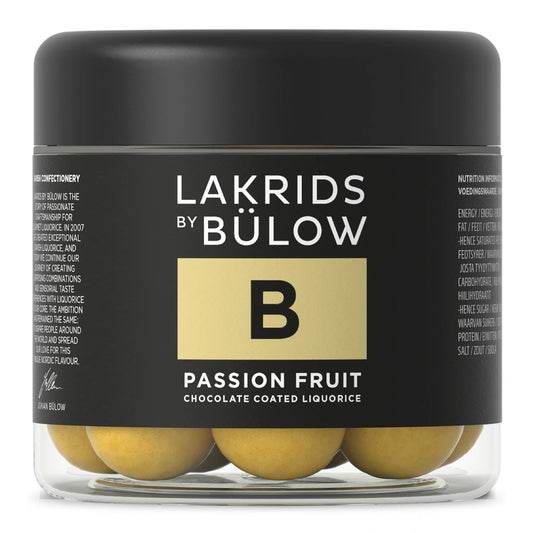 Lakrids by Bülow B - Passion Fruit Small 115 g – lille bøtte med sød lakrids drageret i hvid chokolade og passionsfrugt, sprød sukkerskal og frugtig syrlighed