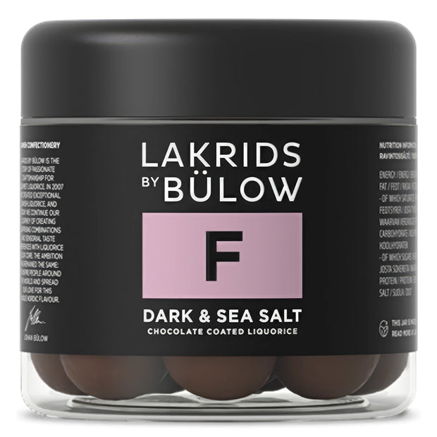 Lakrids by Bülow F - Dark & Sea Salt Small 115 g – lille bøtte med gourmetlakrids overtrukket med mørk og mælkechokolade samt flager af havsalt, intens og balanceret smagsprofil