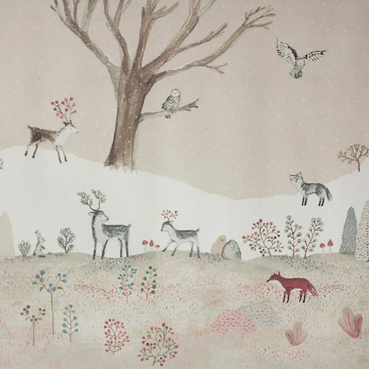 Maileg gavepapir Winter Wonderland 10 meter med dekorativt juleprint til gaveindpakning