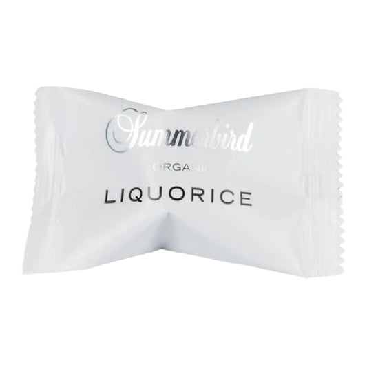 Summerbird Amber Liquorice Truffle 1 stk – økologisk lakridstrøffel drageret med gylden Amber-chokolade, karamelliserede noter og vanilje, sælges enkeltvis