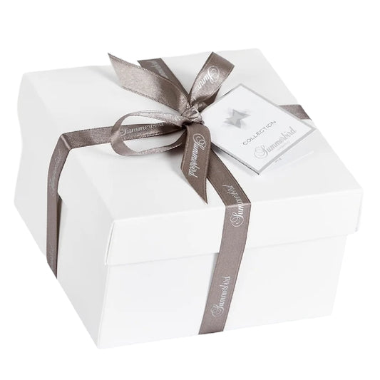 Summerbird Collection 27 315 g – økologisk gaveæske med 27 fyldte chokolader i 9 varianter med marcipan, praliné, karamel, mint, lakrids og citrusnoter