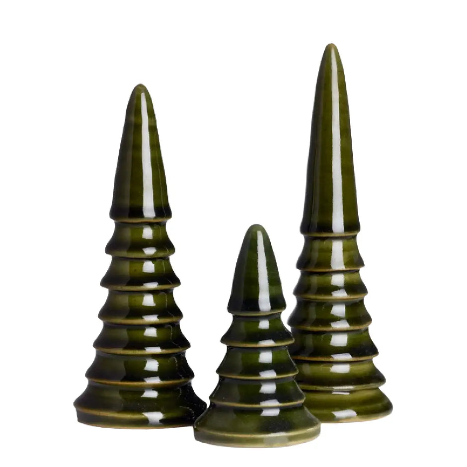 Vangs Keramiske Værksted sæt med 3 håndlavede juletræer i Pinje grøn keramik